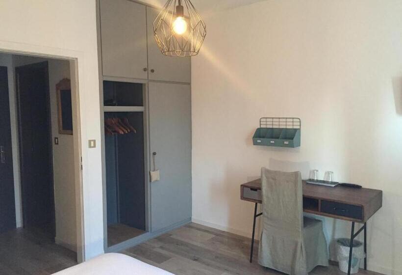 اتاق استاندارد, Chambres D Hôtes L Ecrin Des Saveurs