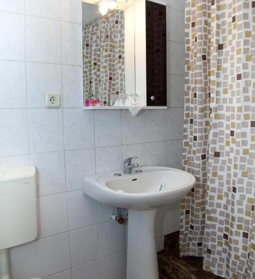 اتاق استاندارد, Metropol