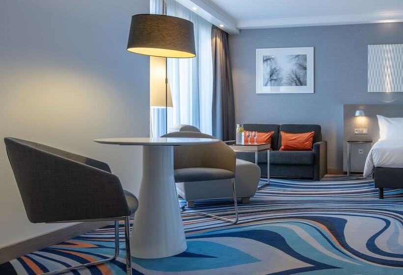 Полулюкс, Radisson Blu Hotel Hannover