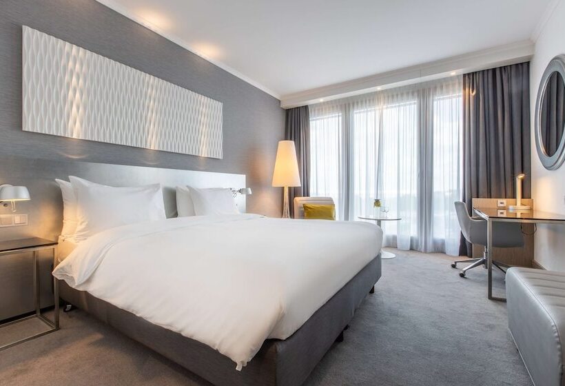 Номер Superior, Radisson Blu Hotel Hannover