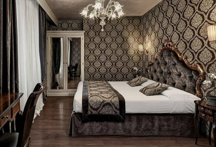 اتاق سوپریور چهار تخته, Tre Archi