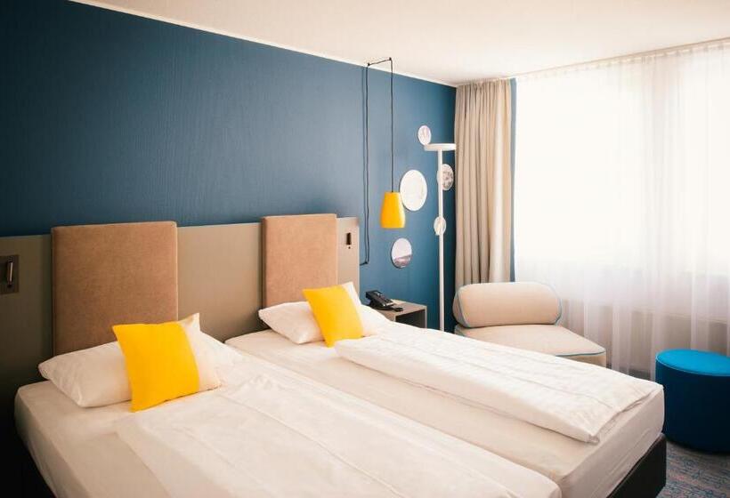 Номер Стандарт с Гостиной, Vienna House Easy By Wyndham Trier