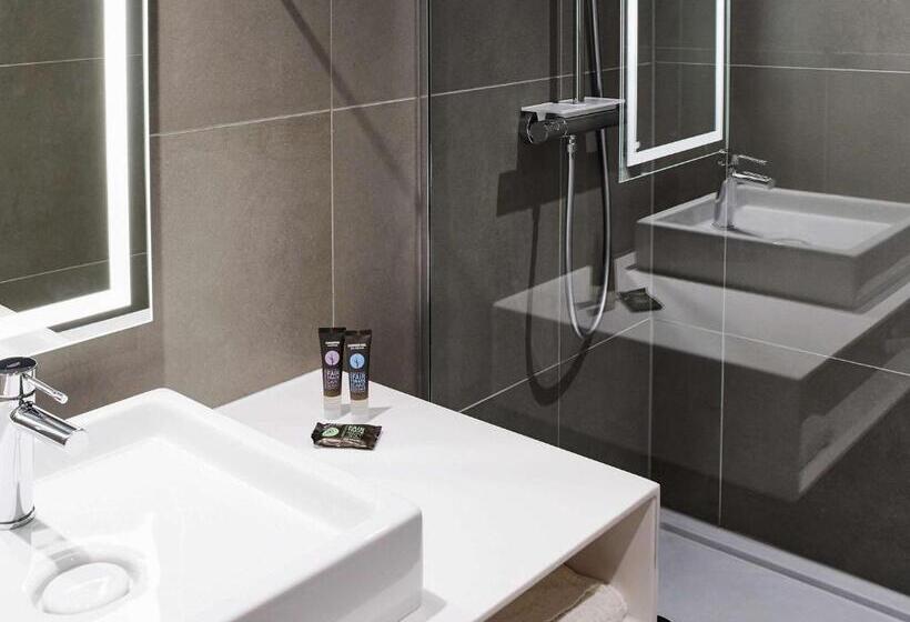 Номер Стандарт Двуспальная Кровать, Novotel Manchester Centre