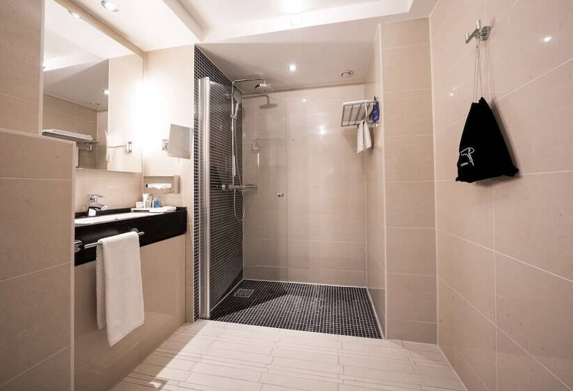 Номер Премиум, Radisson Blu Conference Hotel, Düsseldorf