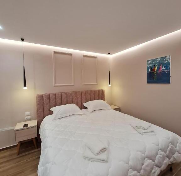 Quarto Estandar com Sacada, Himara 28