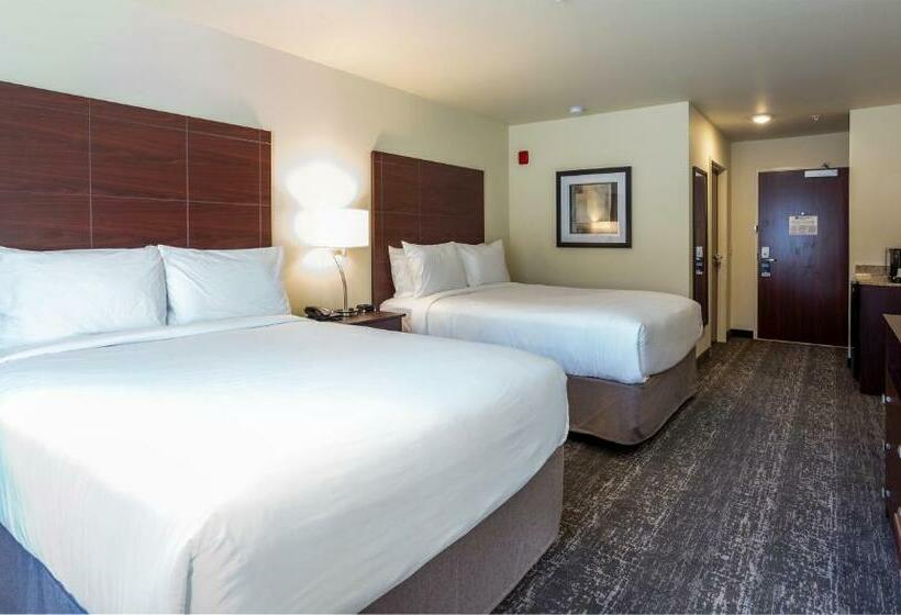 Номер Стандарт, Cobblestone Inn & Suites  Brookville