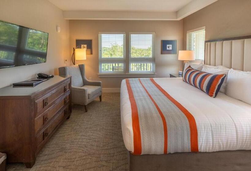 キングサイズベッドのスタンダードルーム, Lakeside Lodge Clemson