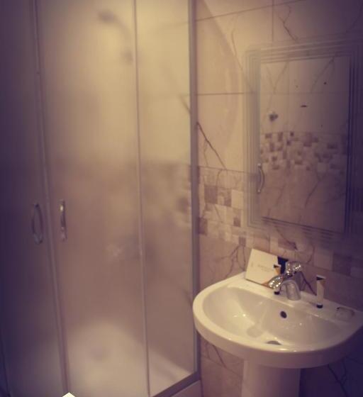 Quarto Estandar, شقق الزوايا الهادئه للشقق المخدومة   اقتصادي