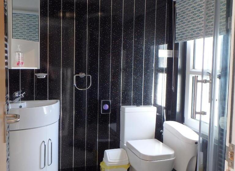 Номер Basic, Saint Cadfans Lodge