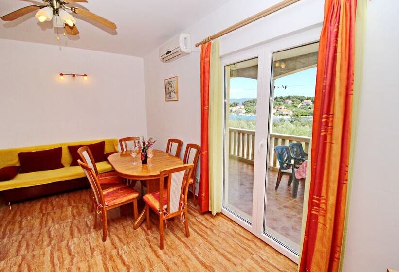 Апартаменты Superior 1 Спальня Вид на Море, Apartments Veselka