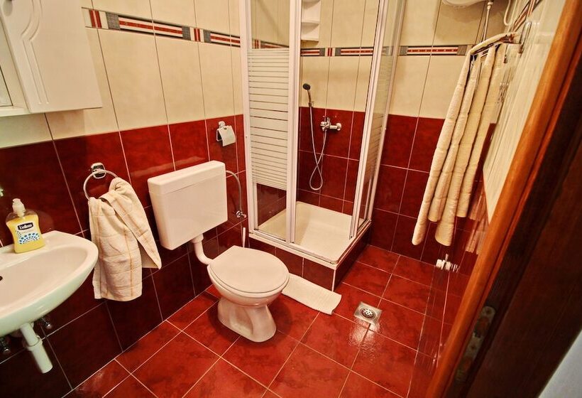 آپارتمان راحتی 1 خوابه, Apartments Veselka