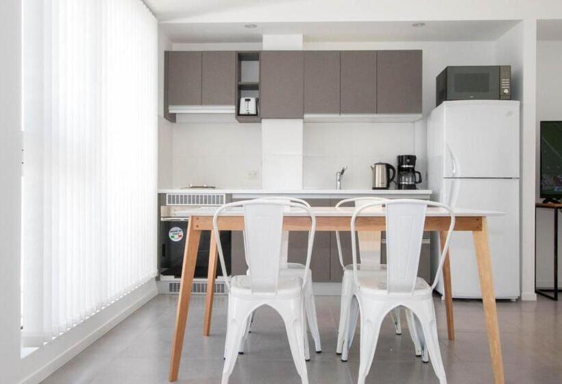 استودیوی لوکس, De La Costa Apartamentos