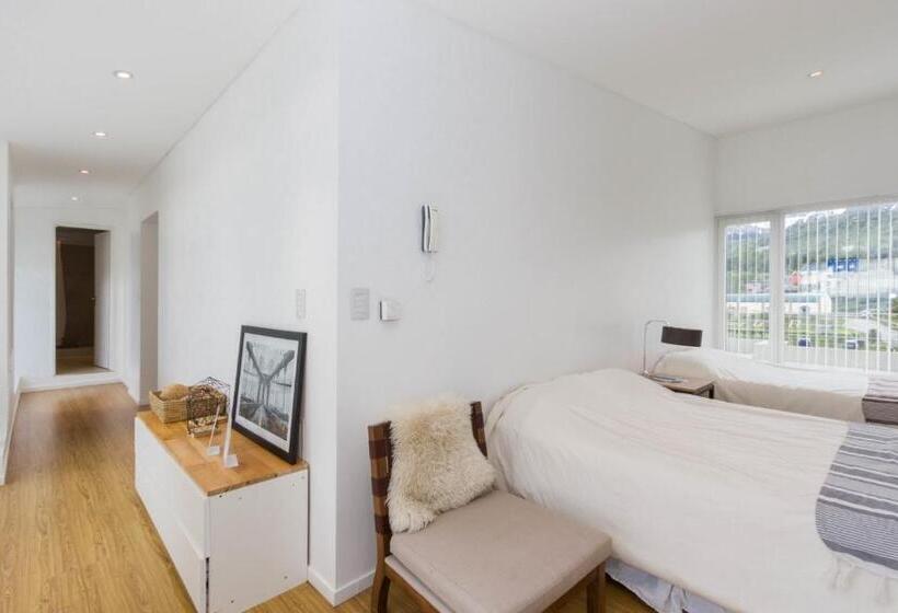 استودیوی لوکس, De La Costa Apartamentos
