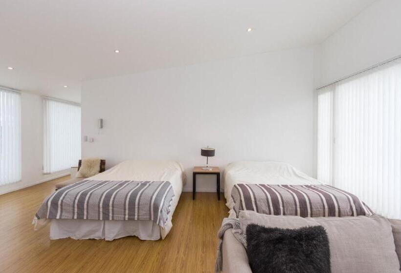 استودیوی لوکس, De La Costa Apartamentos