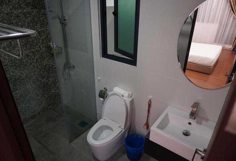 Апартаменты 3 Спальни, Luco Apartments @ Viva City Megamall