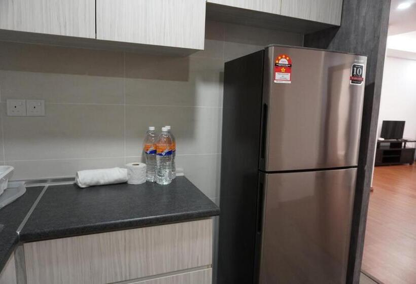 Апартаменты 2 Спальни, Luco Apartments @ Viva City Megamall