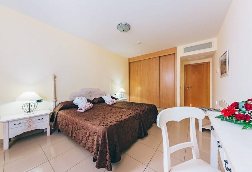 Junior Suite, Grand Muthu Golf Plaza Hotel & Spa