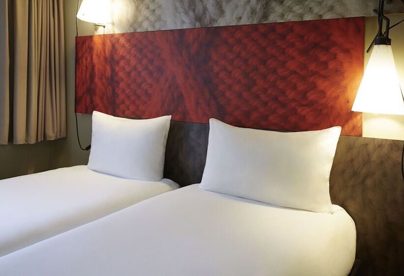 Номер Стандарт, Ibis Birmingham Bordesley Circus
