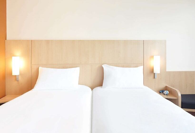 Номер Стандарт, Ibis Cavaillon Portes Du Luberon