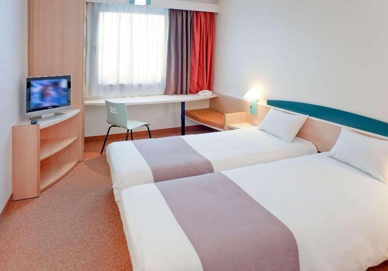 Номер Стандарт, Ibis Częstochowa