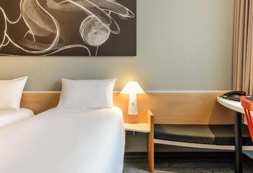غرفة قياسية, Ibis Luebeck City