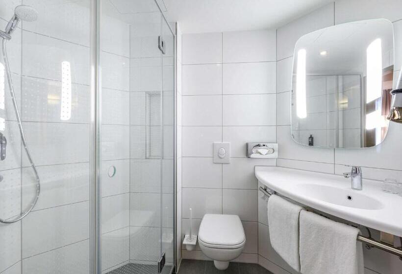 Семейный Номер, Ibis Luebeck City
