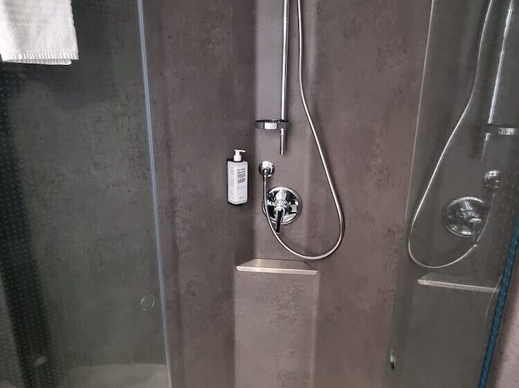 غرفة قياسية, Ibis Luebeck City