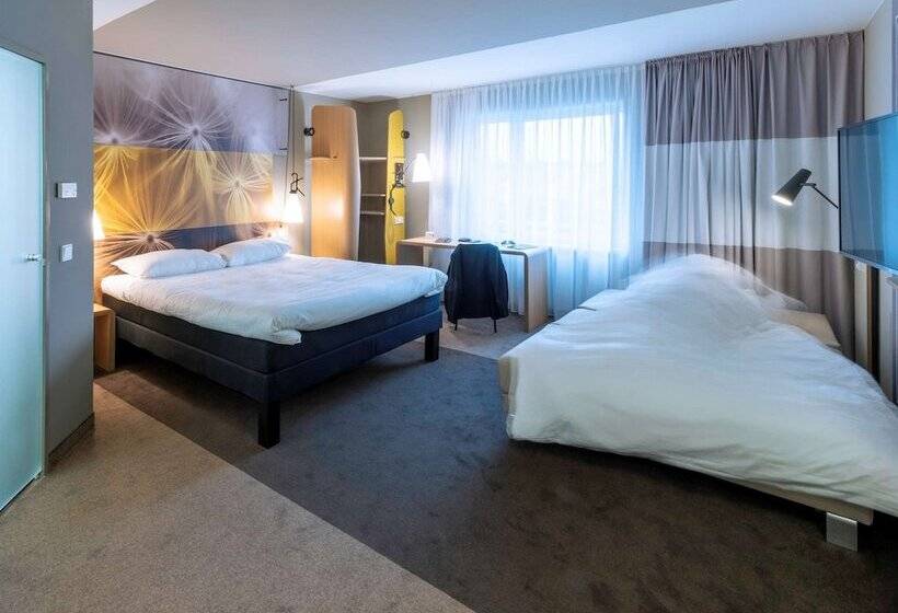 غرفة عائلية, Ibis Luebeck City