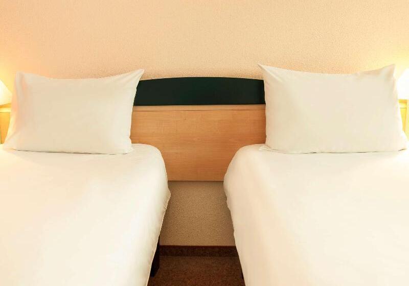 Номер Стандарт, Ibis Luebeck City