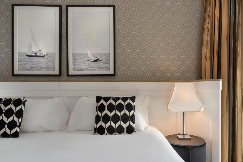 اتاق استاندارد با چشم‌انداز شهر, Savoia Hotel Rimini