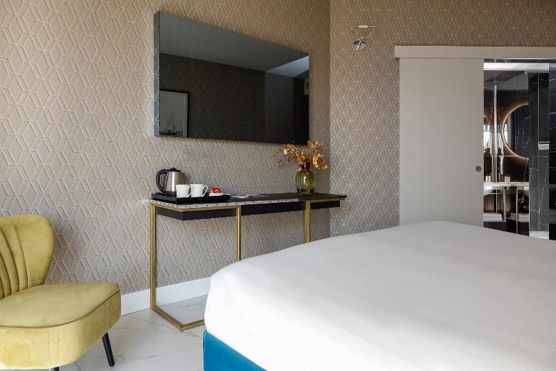 اتاق استاندارد با چشم‌انداز شهر, Savoia Hotel Rimini