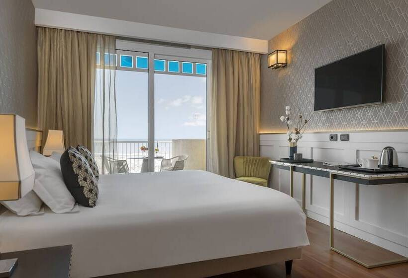 اتاق لوکس با چشم‌انداز دریا, Savoia Hotel Rimini