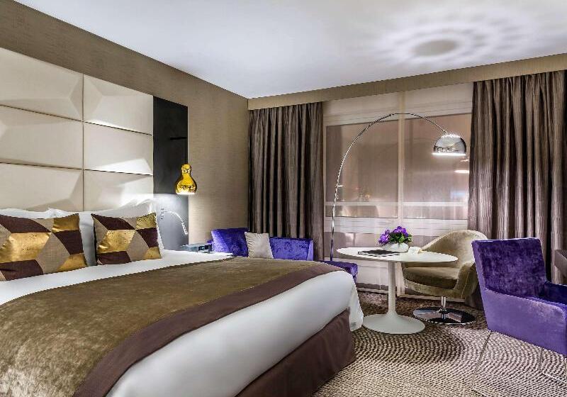 带大床的高级房间, Sofitel Warsaw Victoria
