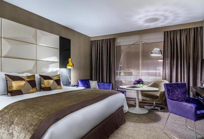 带大床的豪华间, Sofitel Warsaw Victoria