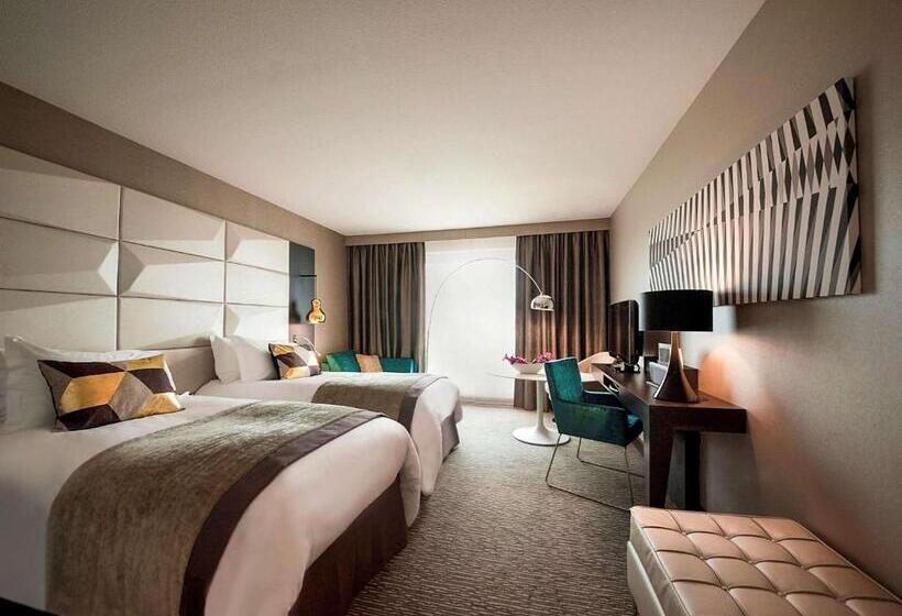 Superior Szoba, Sofitel Warsaw Victoria