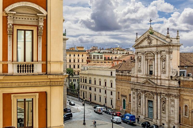 带大床的豪华间, The St. Regis Rome