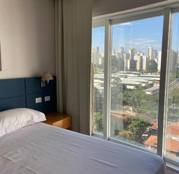 استودیوی استاندارد, Flat Lindo Próximo Ao Ibirapuera