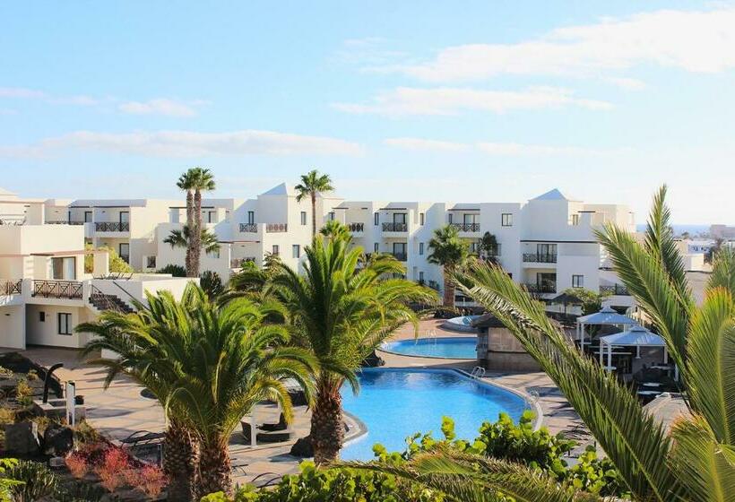 Люкс Премиум Вид на Бассейн, Vitalclass Lanzarote Resort