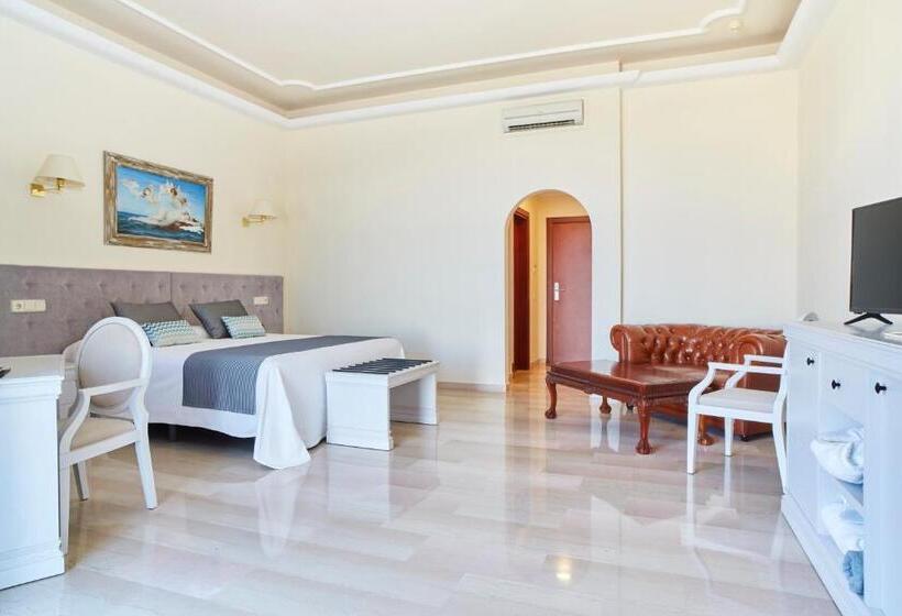 オーシャンビュースタンダードルームテラス付き, Grand Hotel Palladium Santa Eulalia Del Río