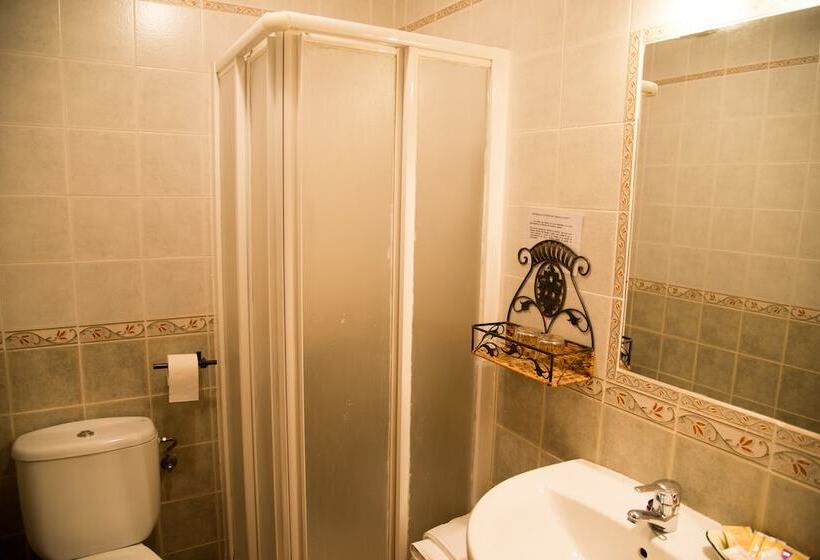 스탠다드 싱글 룸, Hostal Hueso