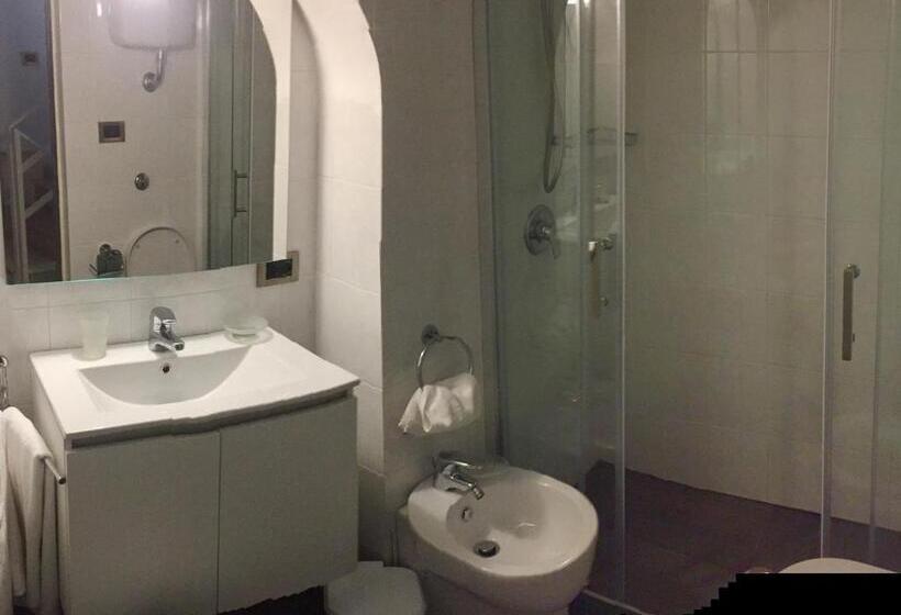 Apartamento 2 Dormitórios, Capri Bougainville