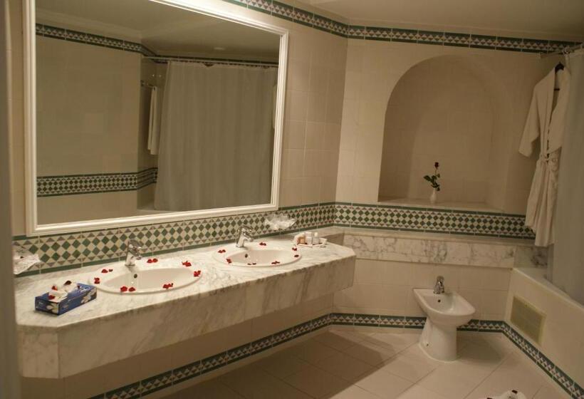 Люкс, El Mouradi Hammamet
