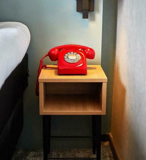 Quarto Estandar, The Ed Amsterdam