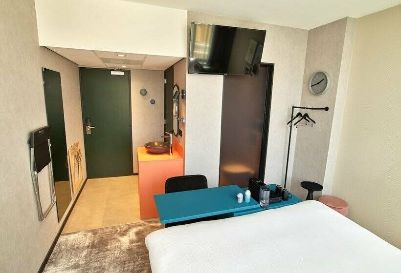 Quarto Estandar, The Ed Amsterdam