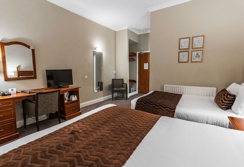 Quarto Triplo Estandar, Wilton Hotel Bray
