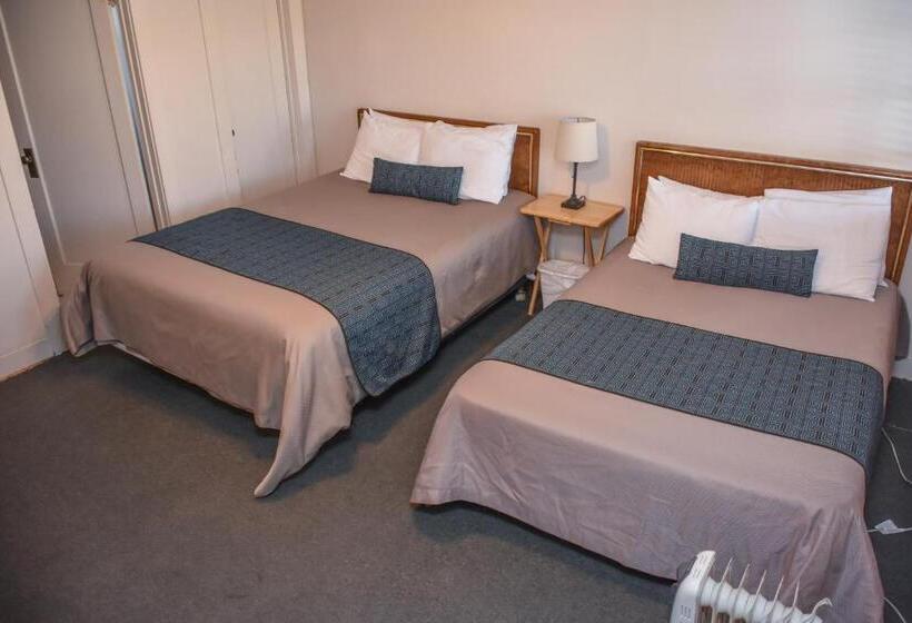 Номер Стандарт, Panamint Springs Motel & Tents