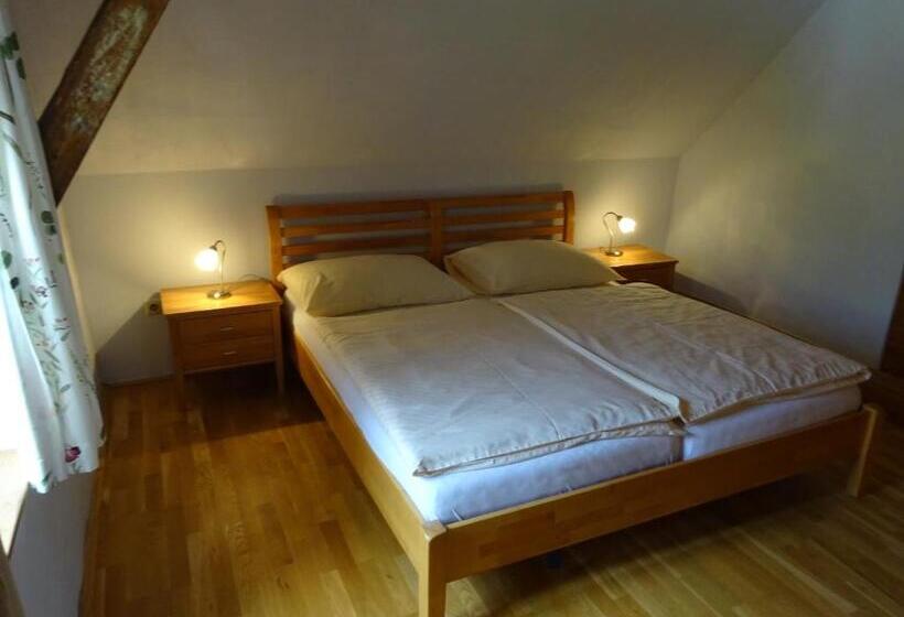 Семейный Номер, Gasthof Eschau