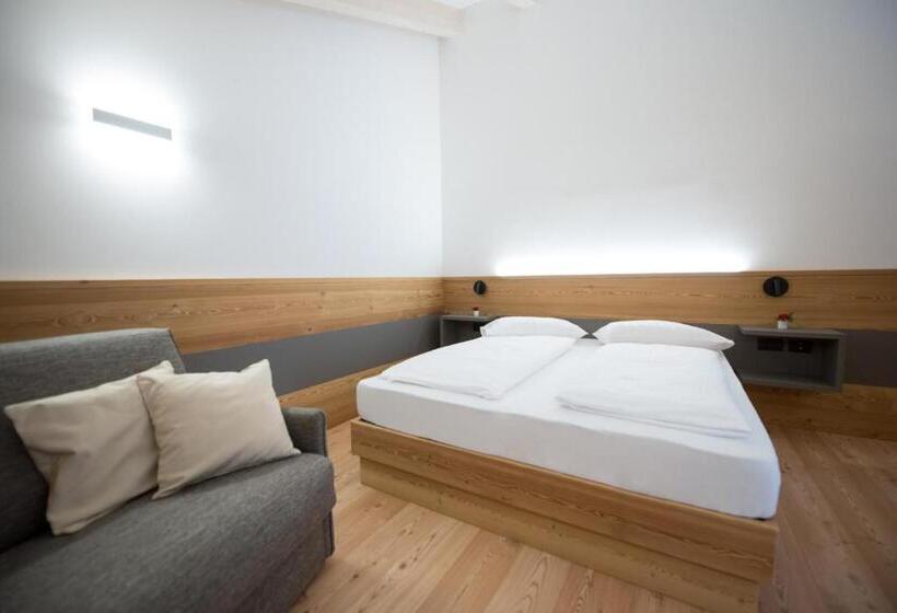 小型套房带阳台, Agritur Renetta