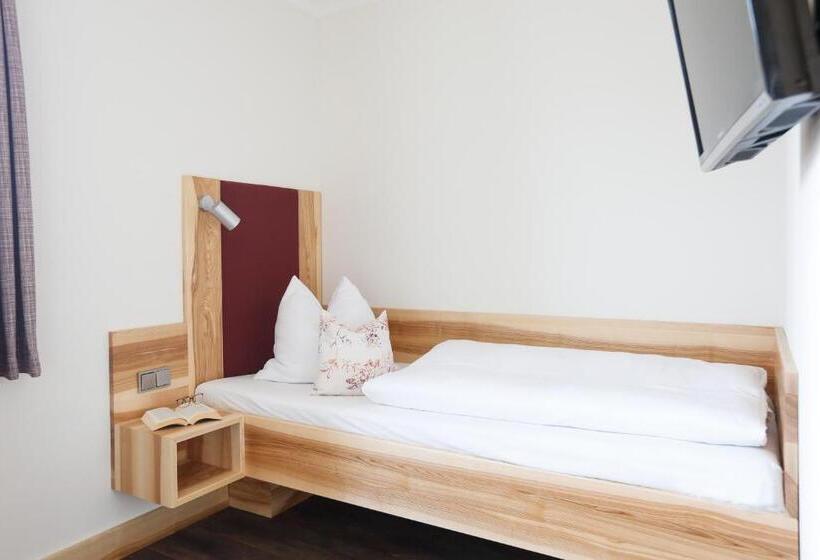 Номер Стандарт, Landgasthof Geser