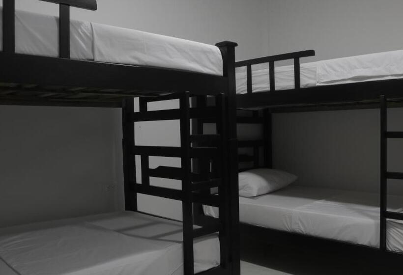 Номер Basic, Puerto Caribe Hostal